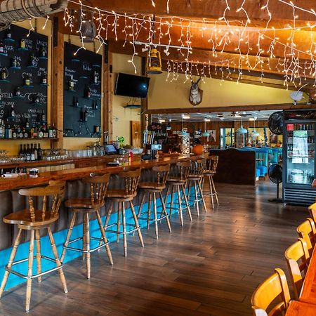 Buck Meadows Lodge グローヴランド エクステリア 写真